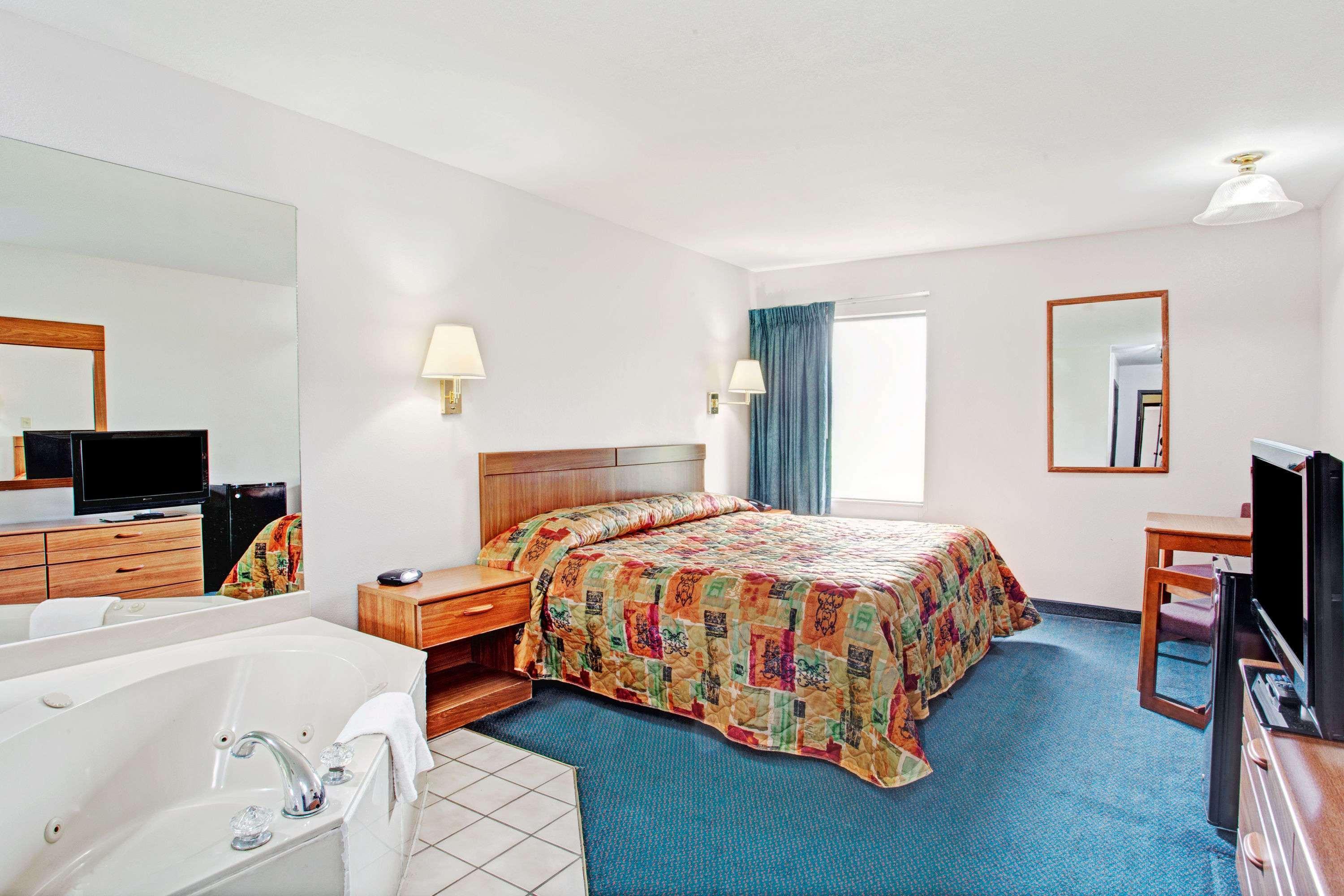 Hotel Super 8 By Wyndham Olive Branch Extérieur photo