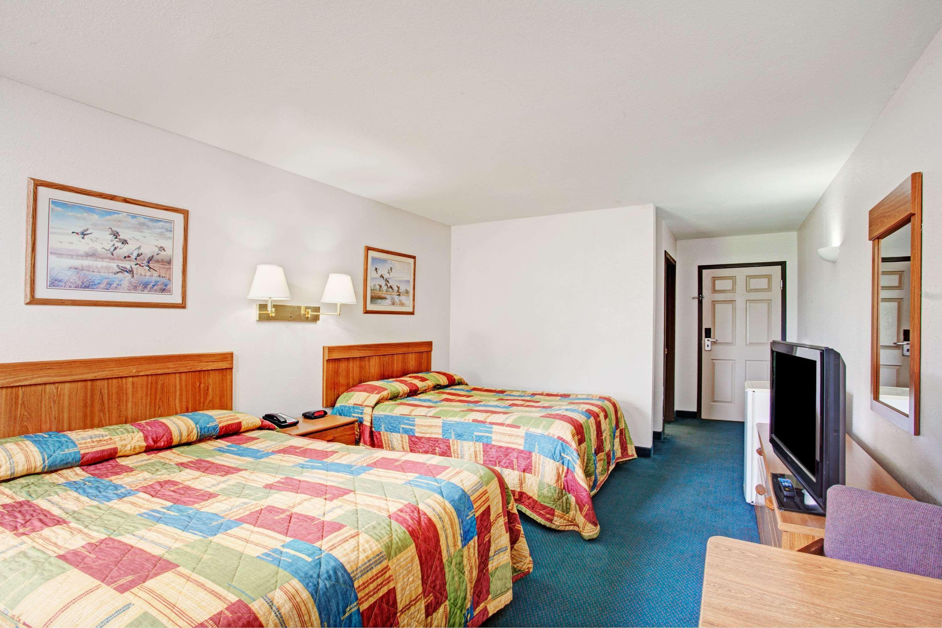 Hotel Super 8 By Wyndham Olive Branch Extérieur photo